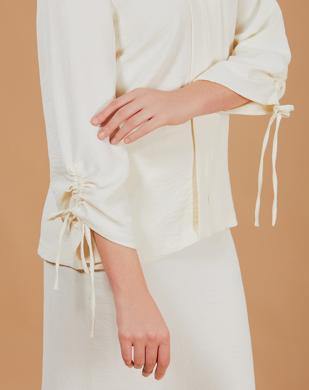 JESTINA BAJU KURUNG