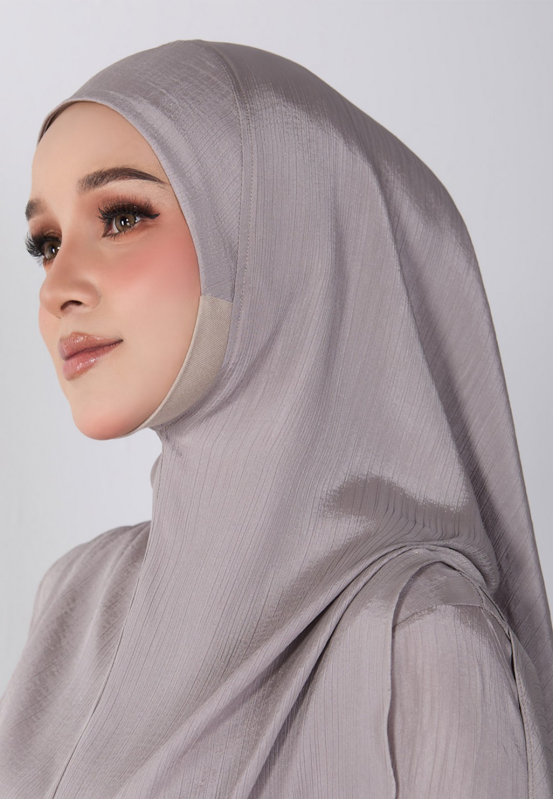 KHIMAR HASNAA