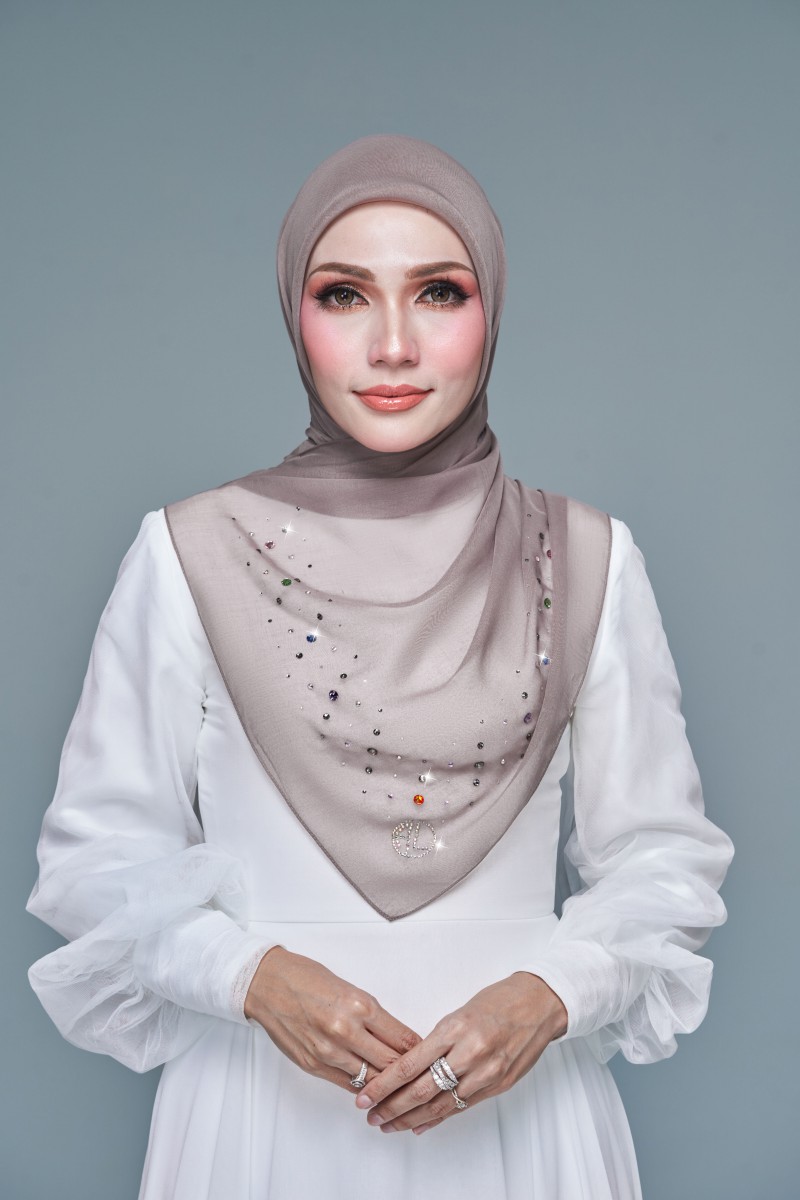 SQ NUHA VOILE PLAIN DIAMOND