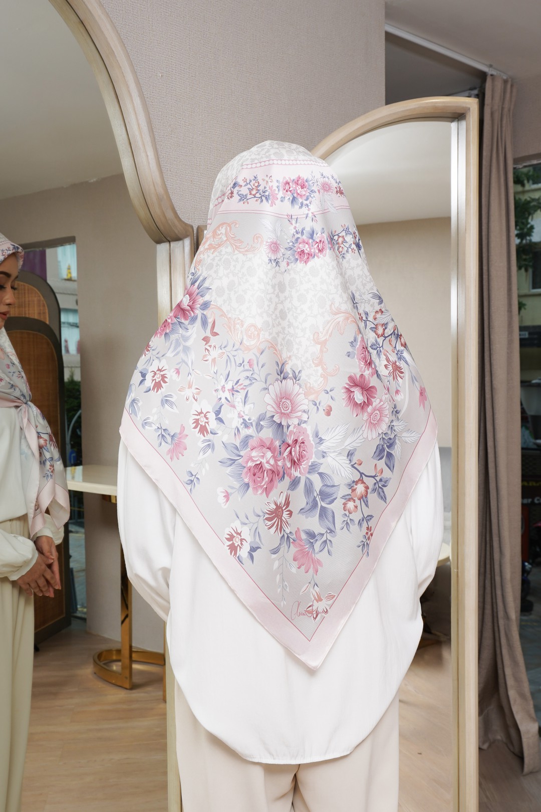 SQUARE EYANA PRINTED