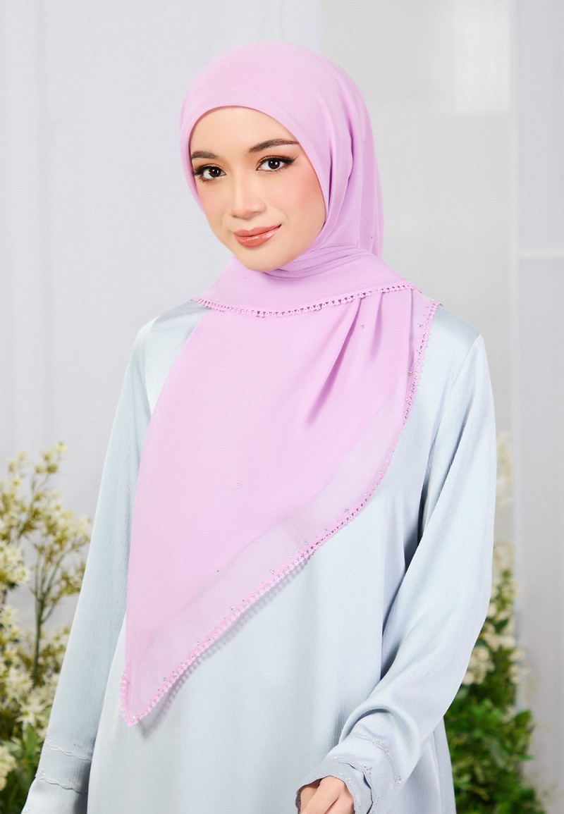SQ ELVA BLUME VOILE LACE DIAMOND