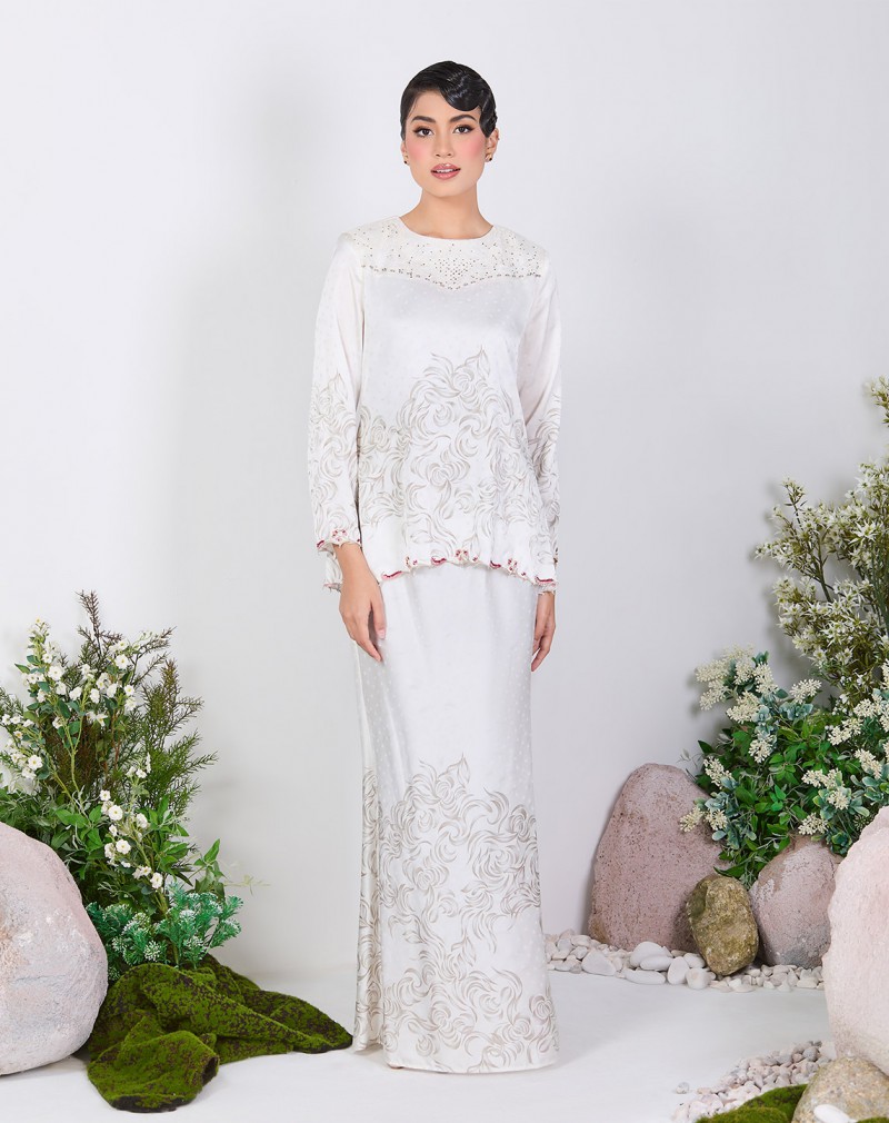 LEANA BAJU KURUNG