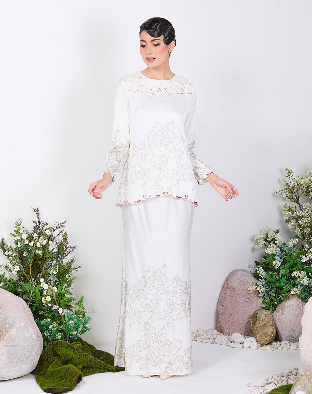 LEANA BAJU KURUNG