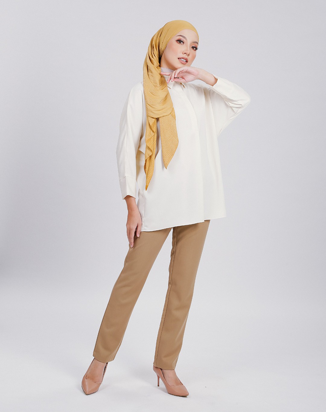 LEANNE BLOUSE