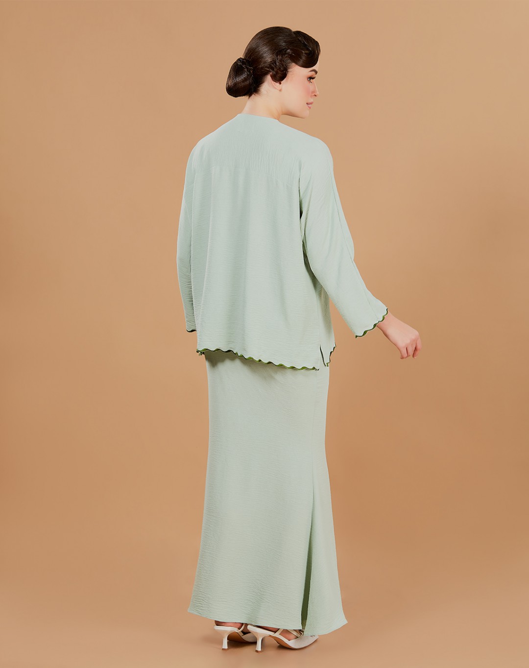 LETITIA BAJU KURUNG