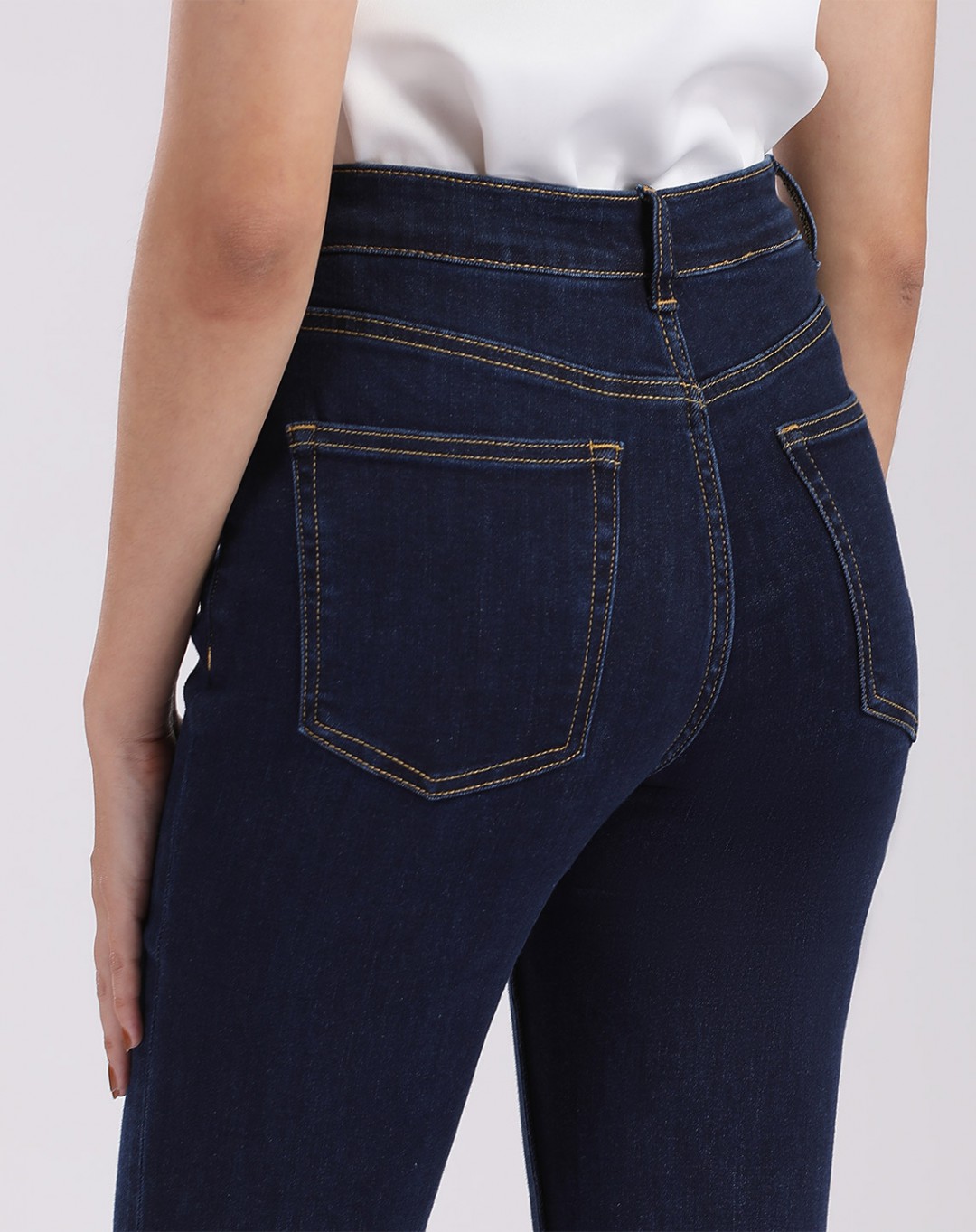 LICOLYN SKINNY FLARE JEANS