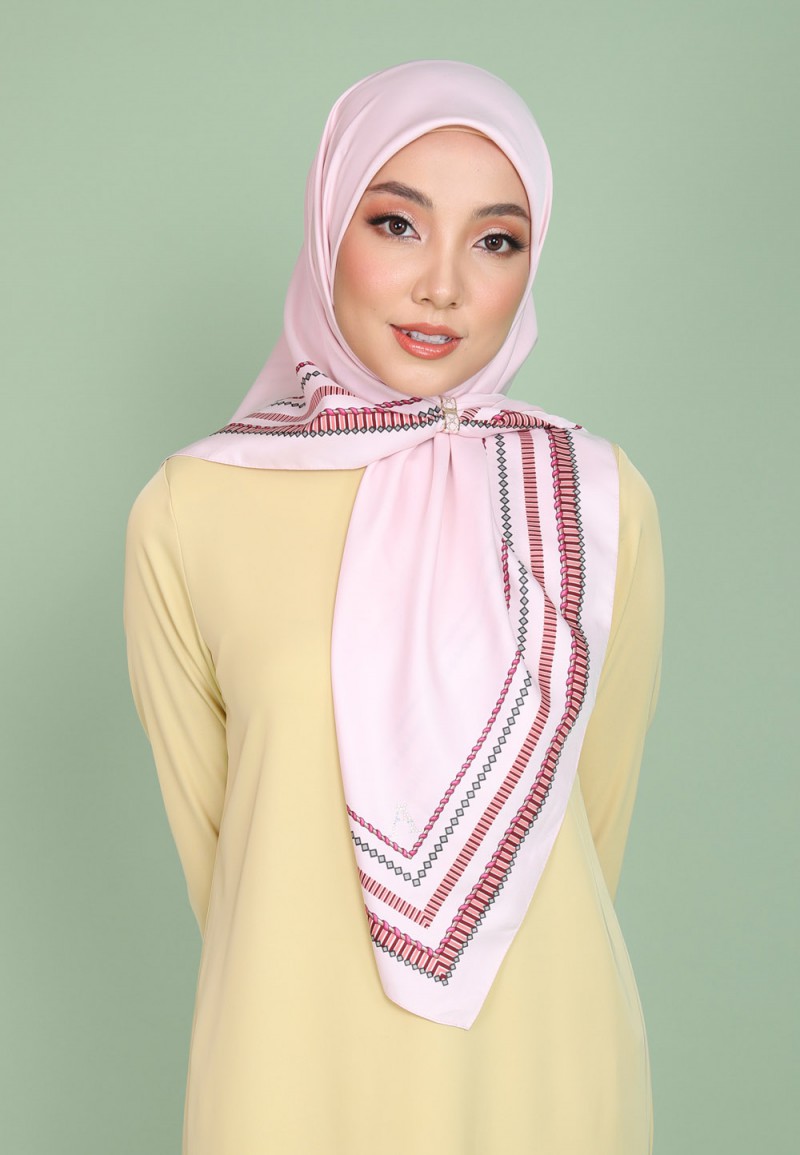 SQ HAZEL TWIST TWILL PTD 190
