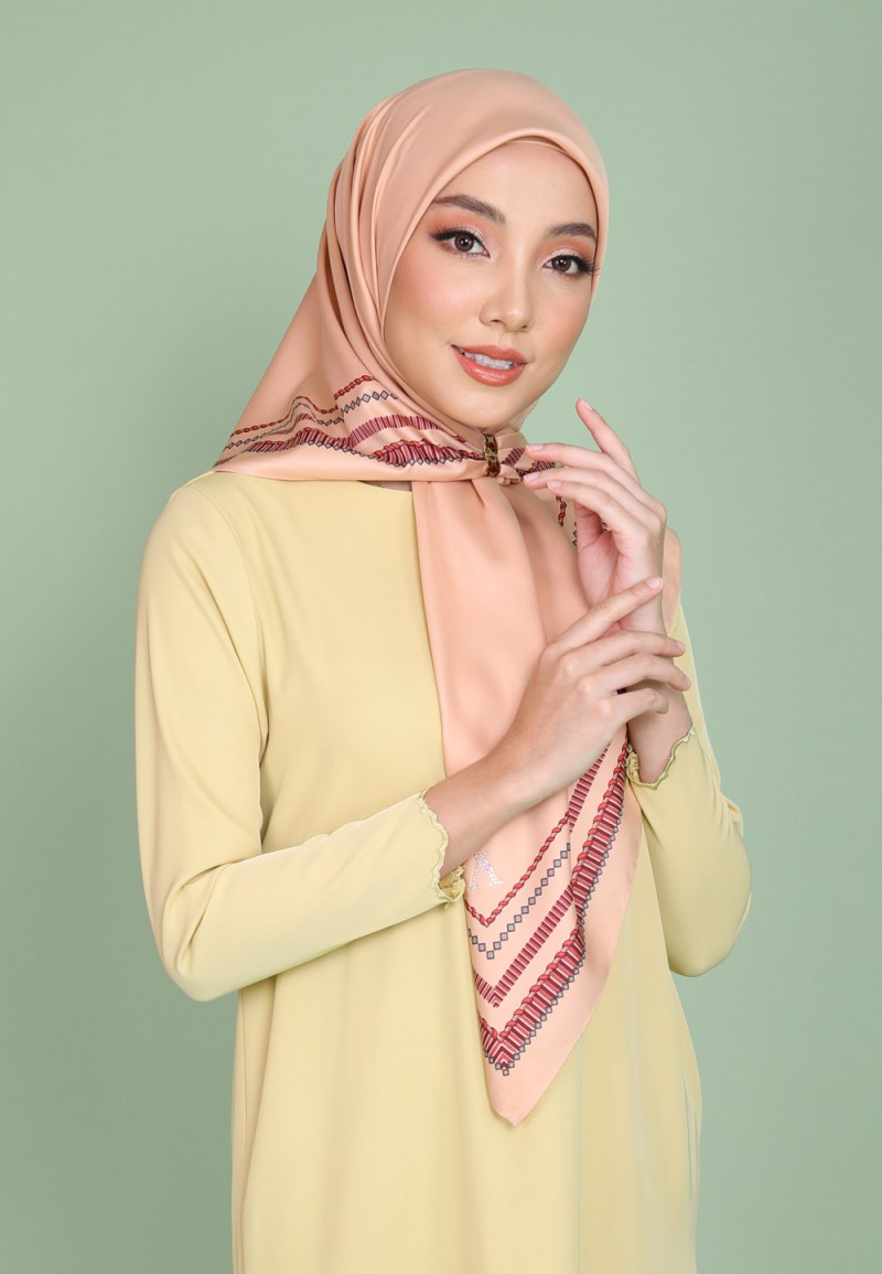 SQ HAZEL TWIST TWILL PTD 190