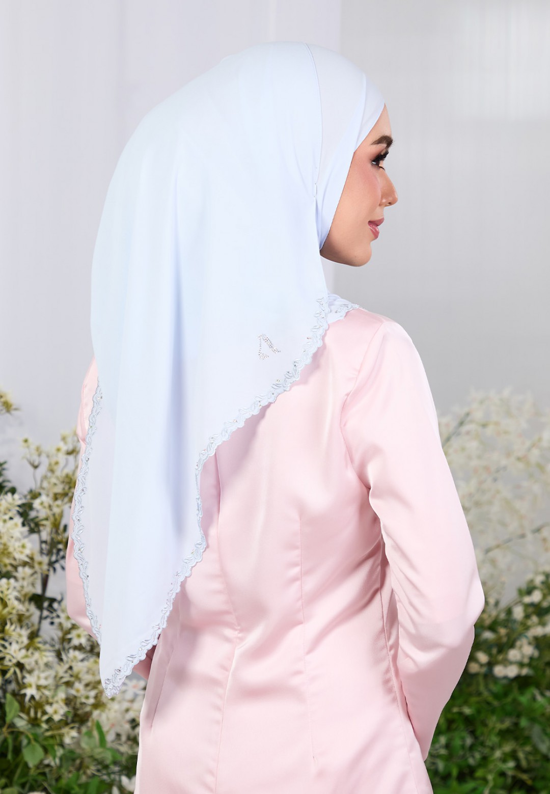 INSTANT ALISSA SEMI PLAIN EMBROIDERY