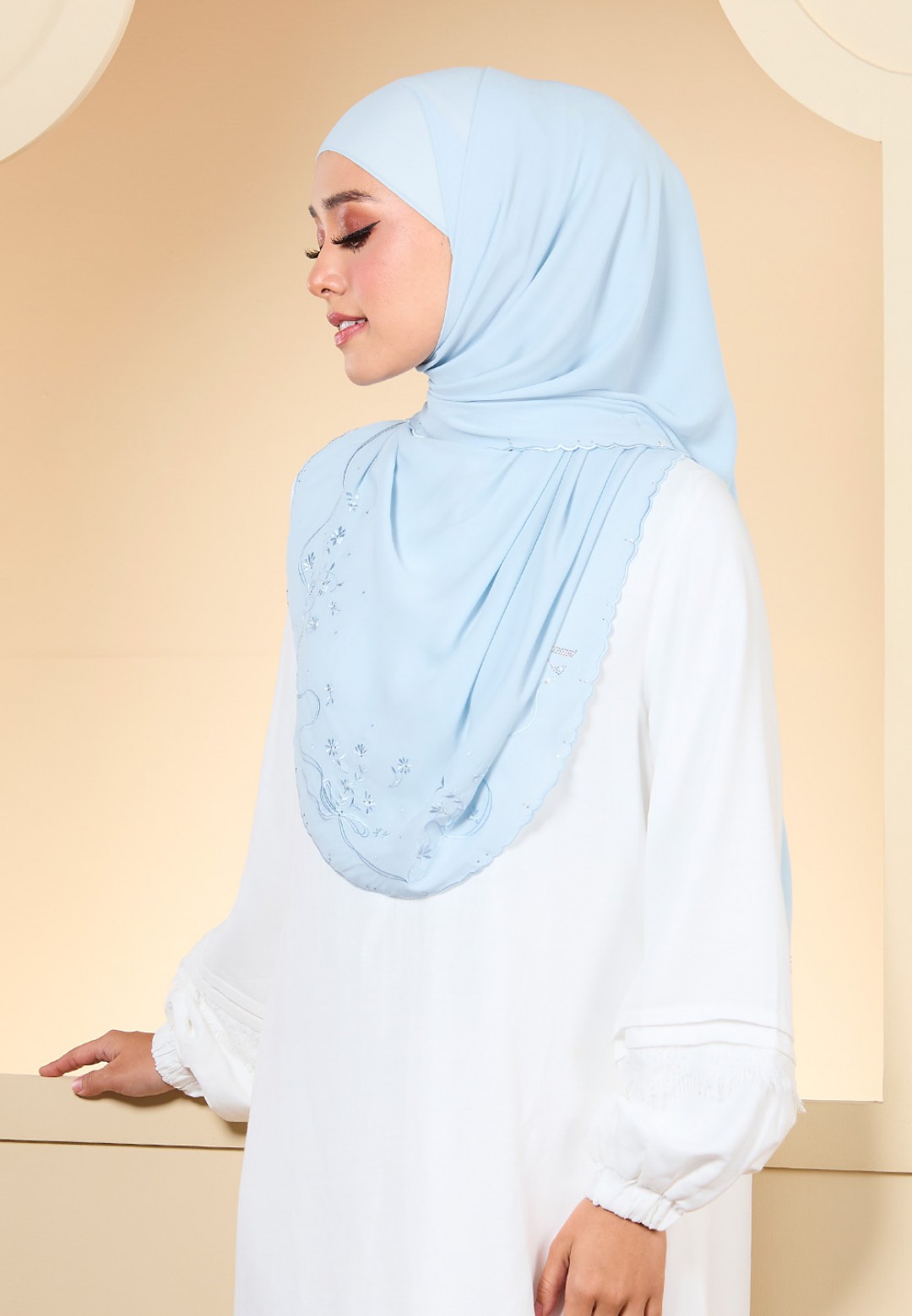 SHAWL JUITA PLAIN EMBROIDERY