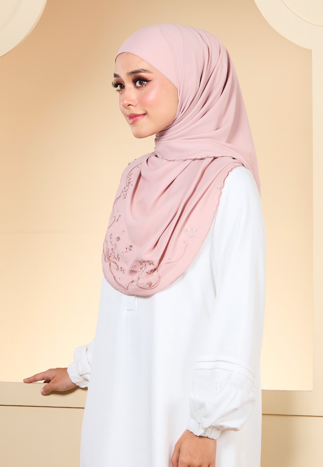 SHAWL JUITA PLAIN EMBROIDERY