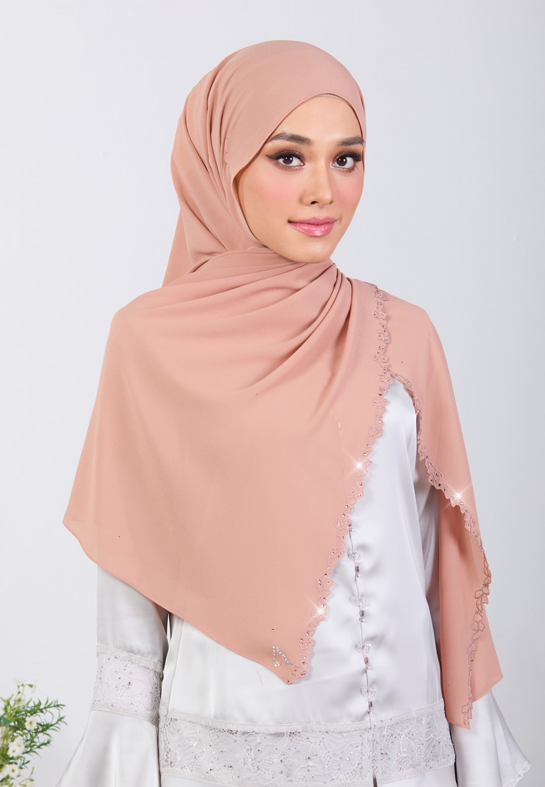 SHAWL INNARAH EMBROIDERY DIAMOND
