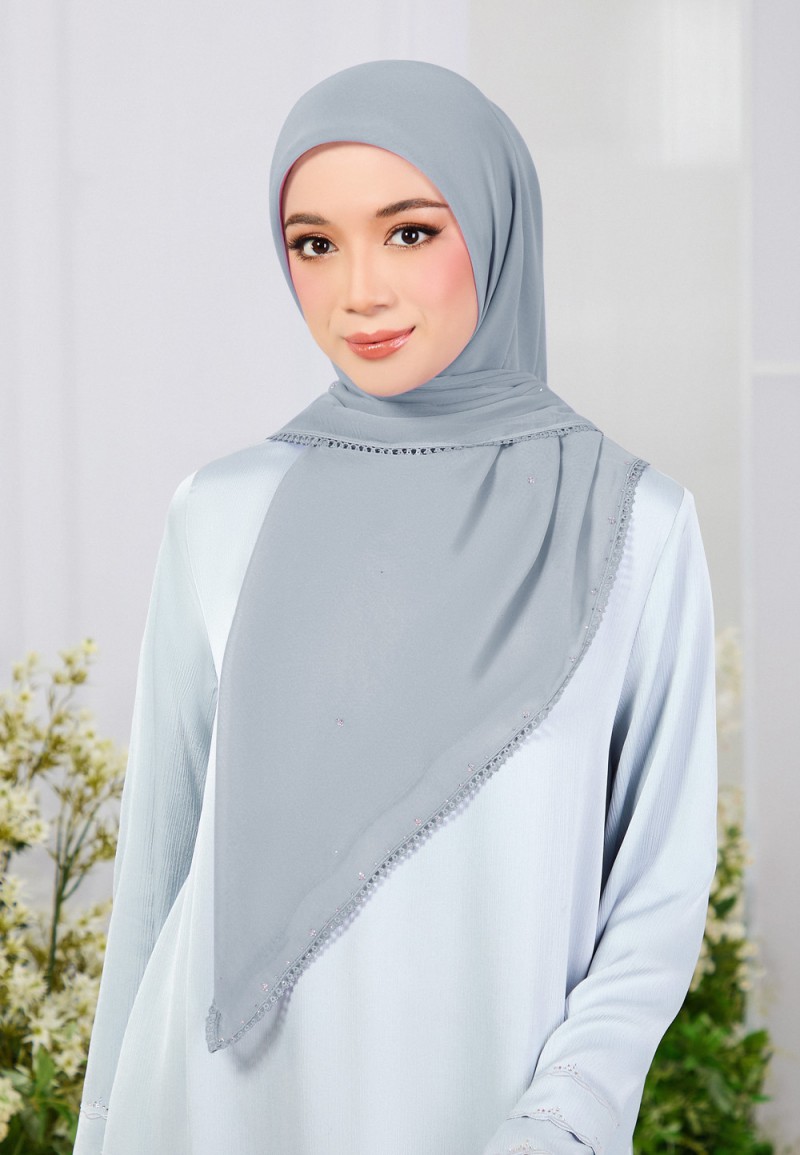 SQ ELVA BLUME VOILE LACE DIAMOND