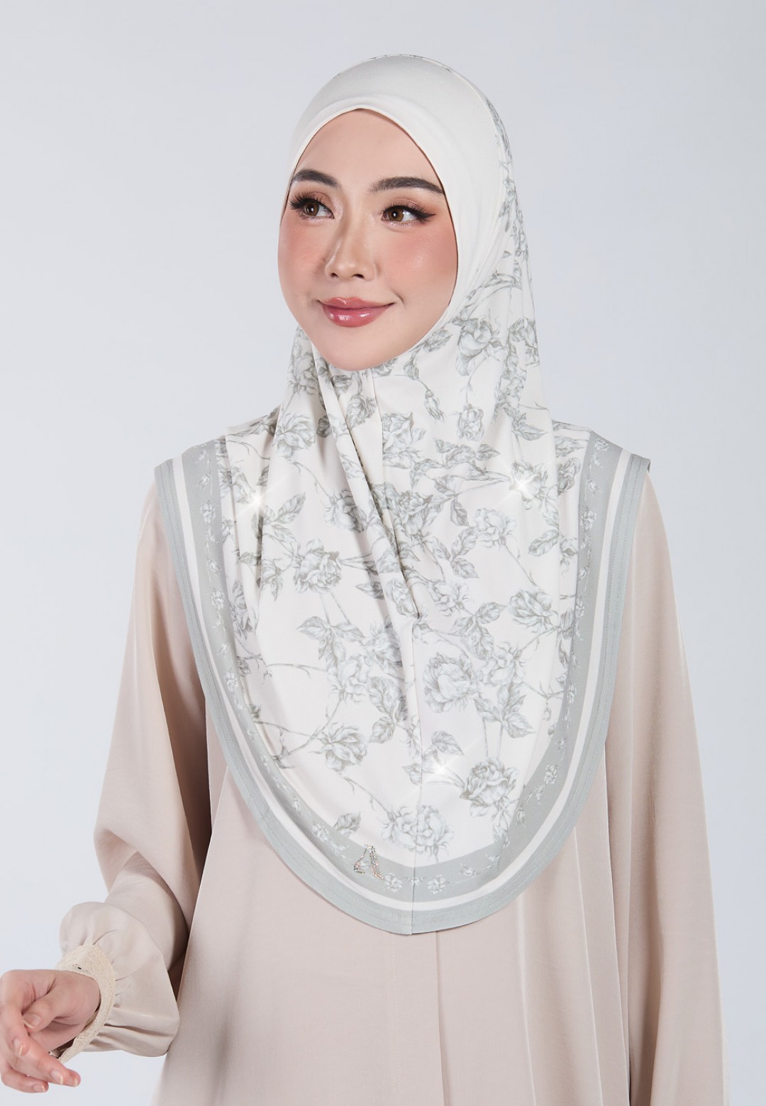 TIARA NISREEN STD S/A DIAMOND