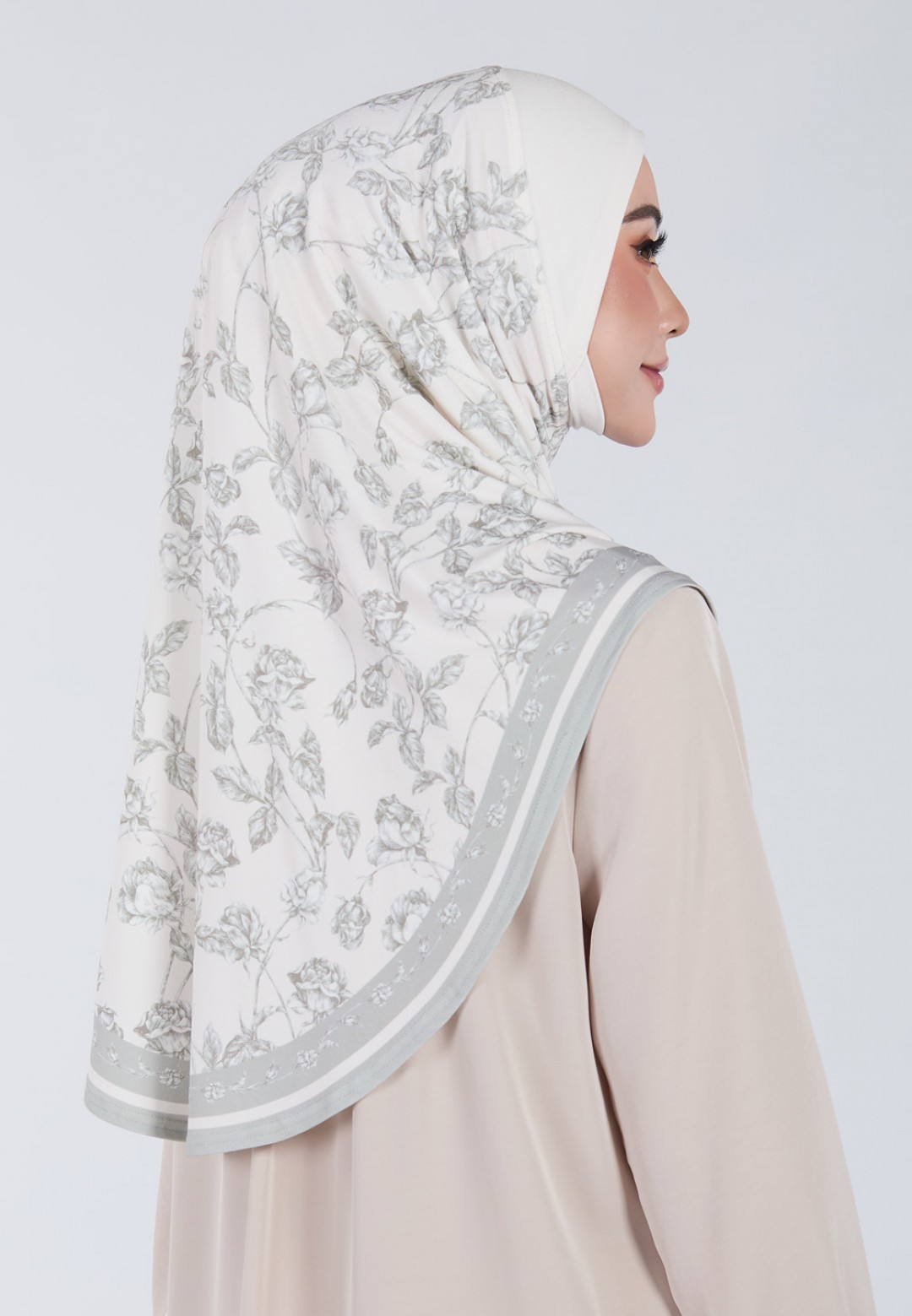 TIARA NISREEN STD S/A