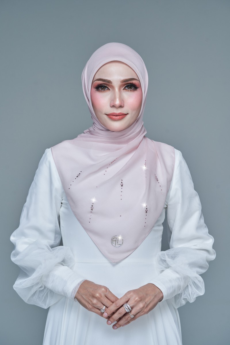 SQ MAIRA VOILE PLAIN DIAMOND