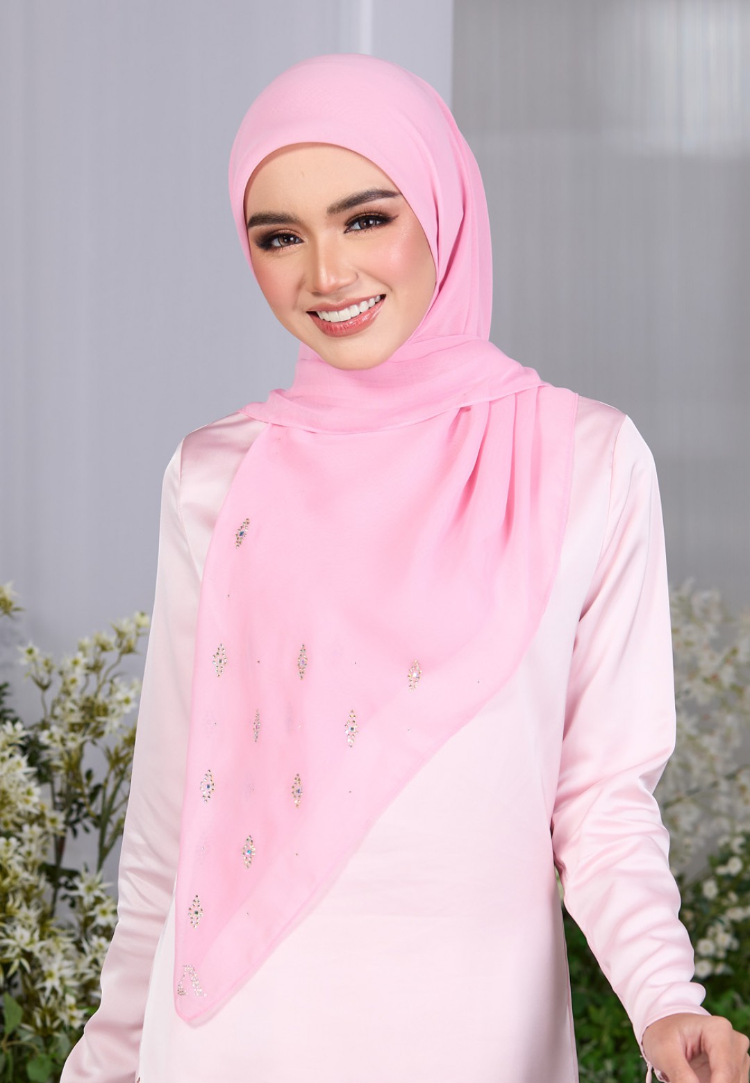 SQ DAZELLE VOILE PLAIN DIAMOND