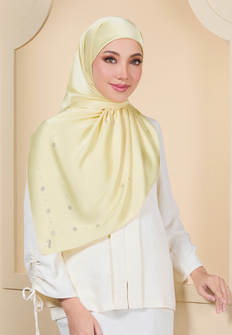 SQ GRACE FAYRA PLAIN DIAMOND