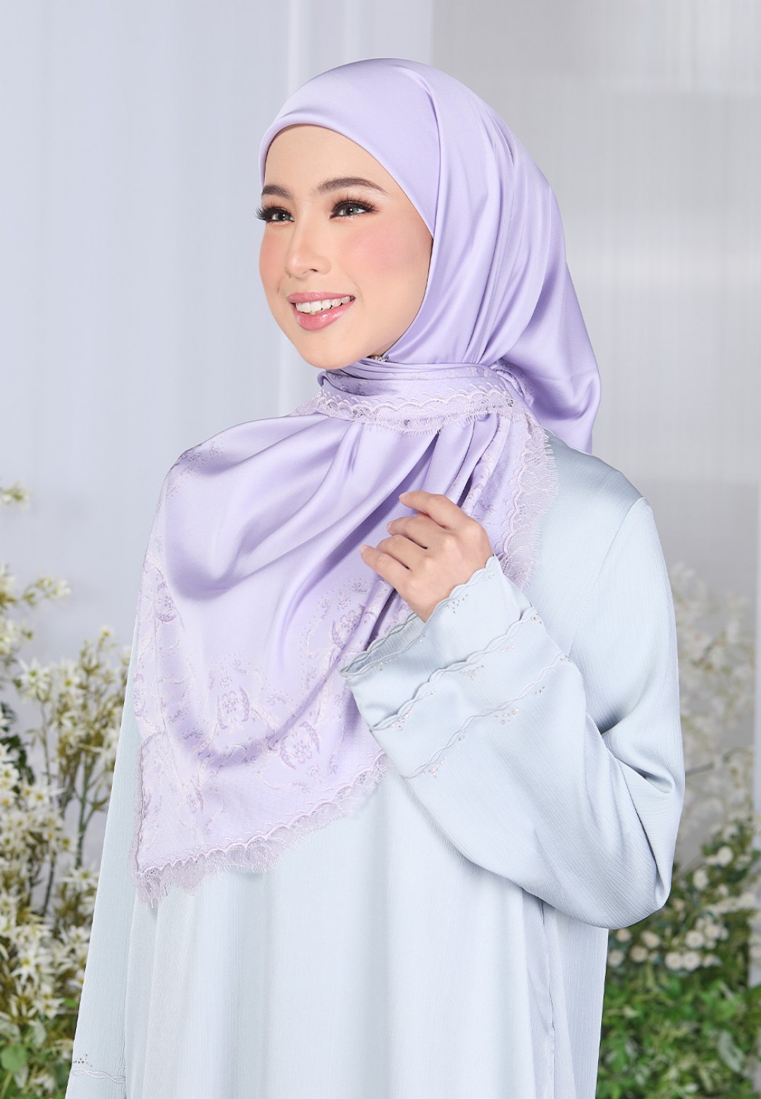 SQ WAYLA PRINTED WITH LACE