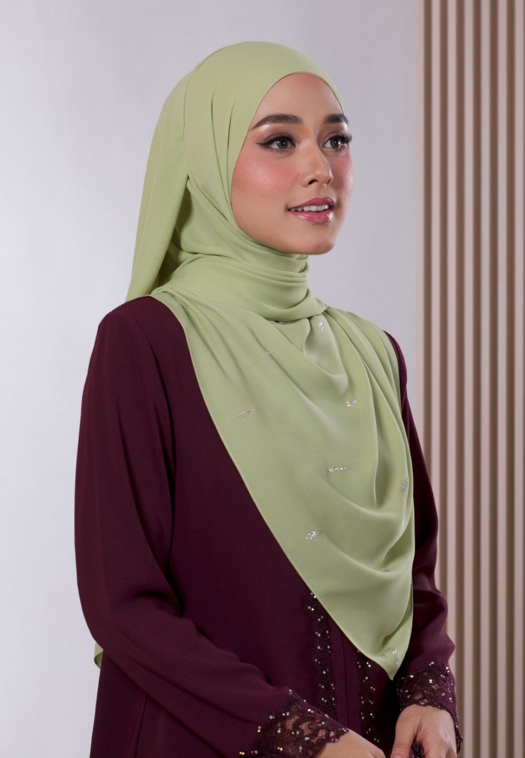 SHAWL WARDIYAH PLAIN DIAMOND 238