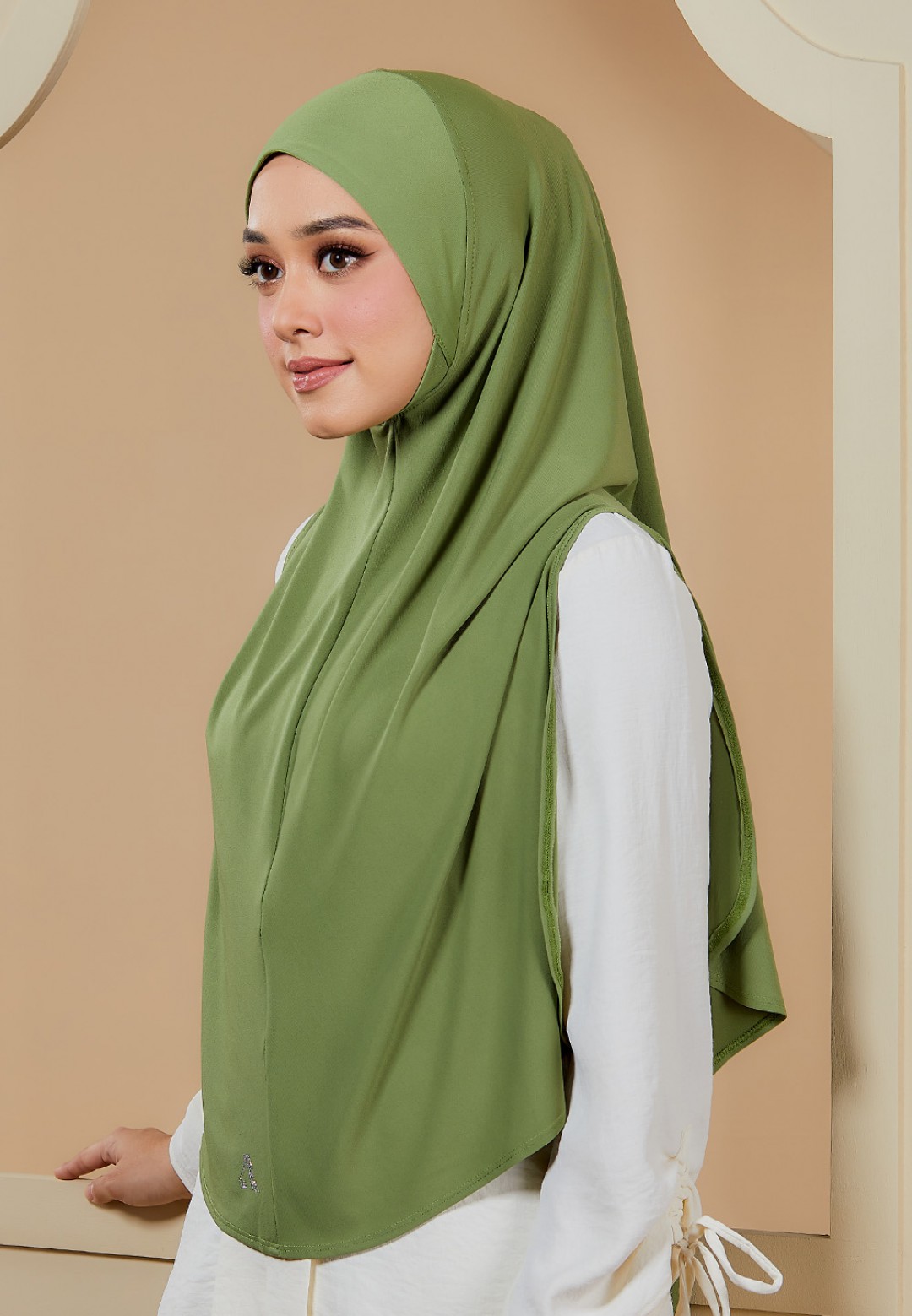 TIARA 129 MAARIYA SIDE SLIT