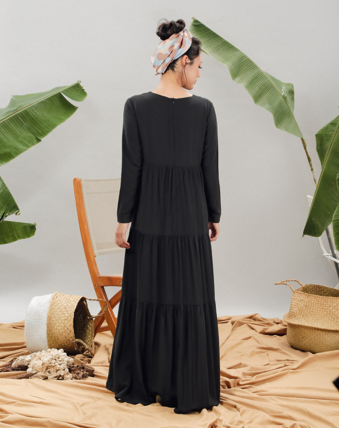 LISANDRA DRESS