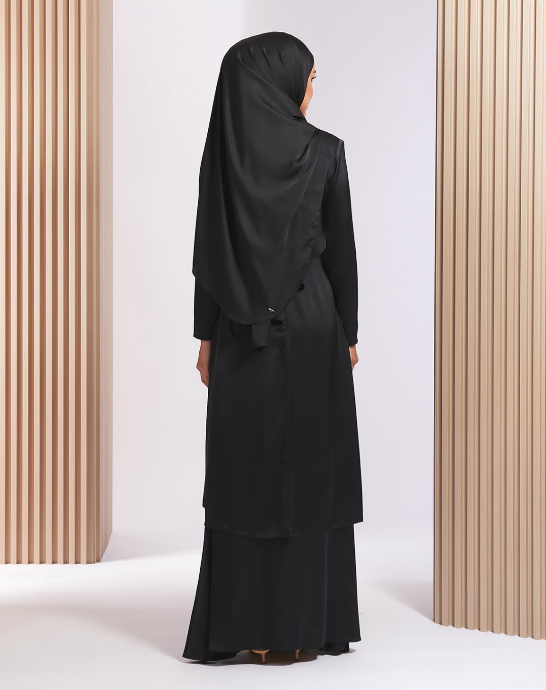 MADIHA JUBAH