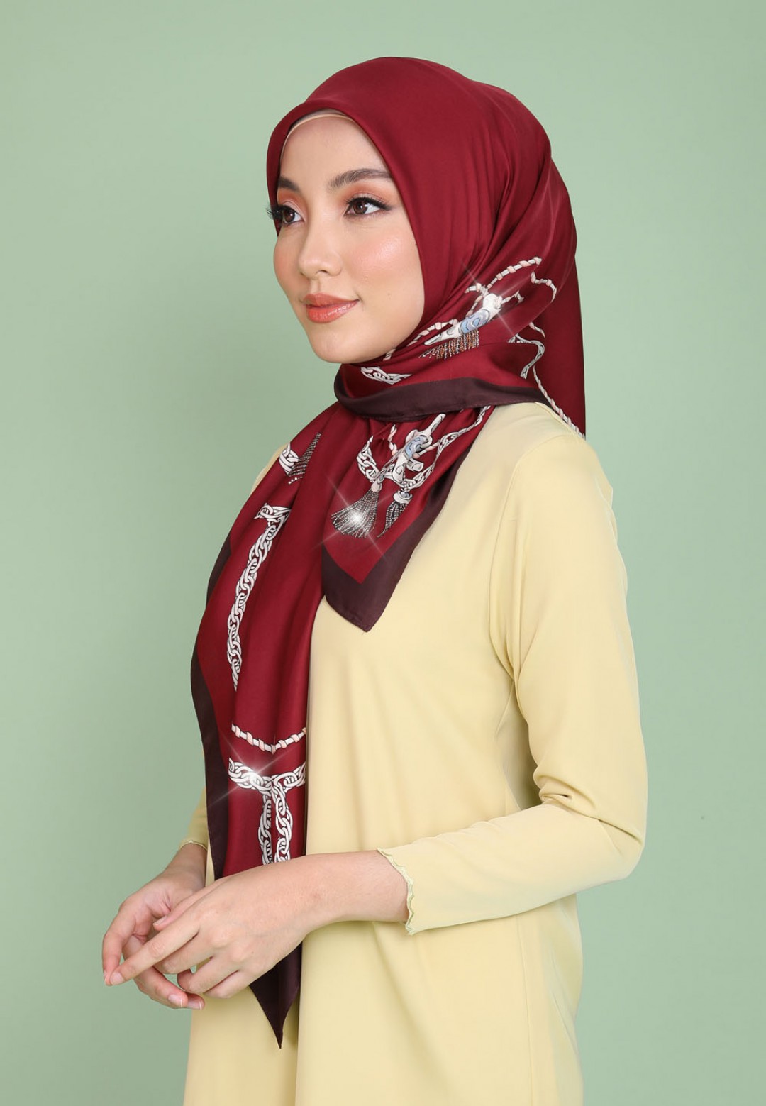 SQ TWIN TASSEL PTD DIAMOND 289