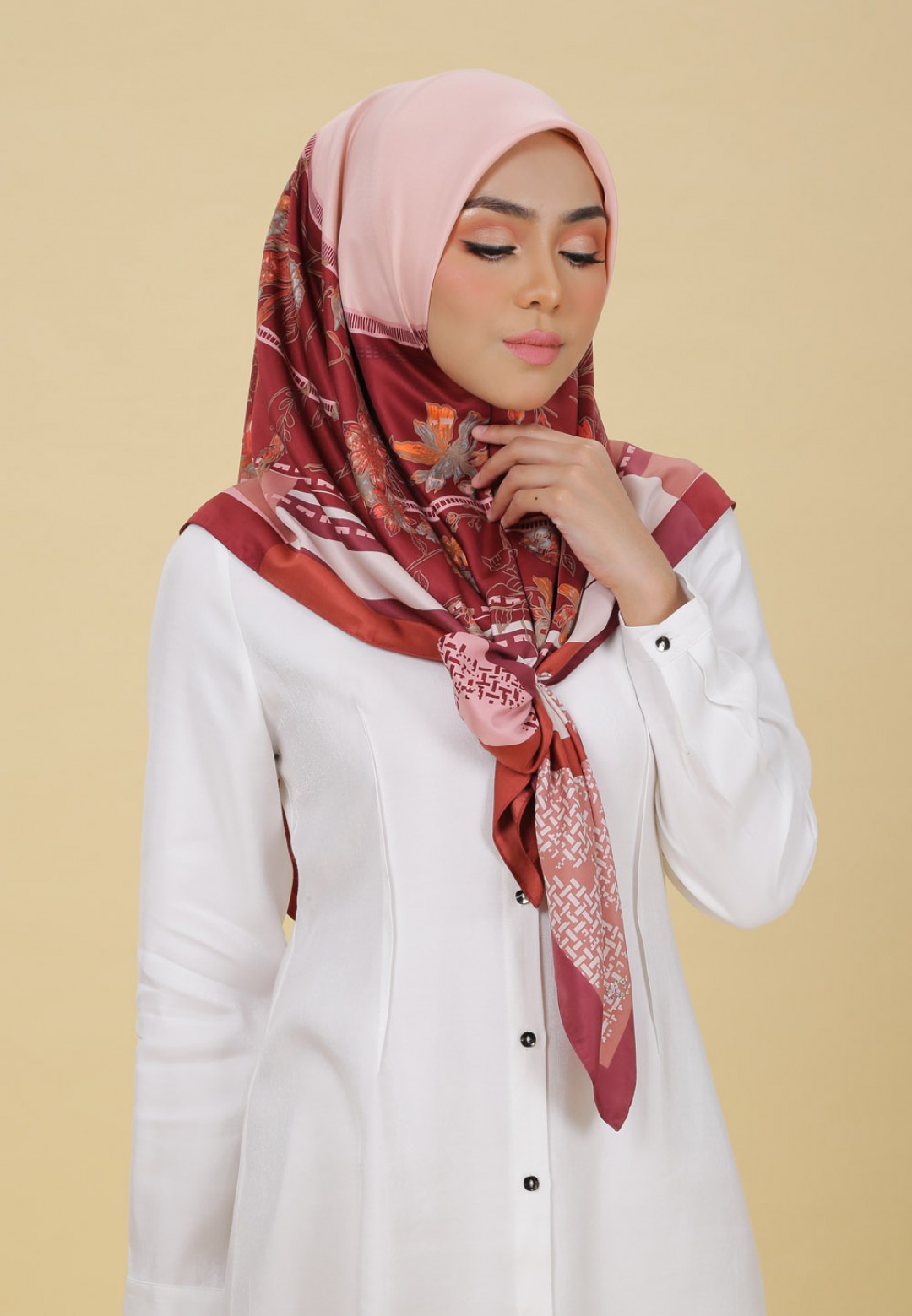 SQ HOURGLASS TWILL PTD 190