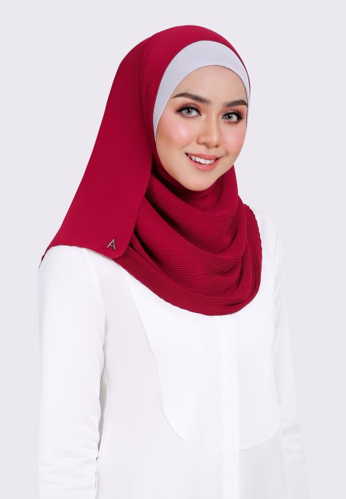INSTANT PRETTY PLEAT SEMI PLAIN EYELASH 189