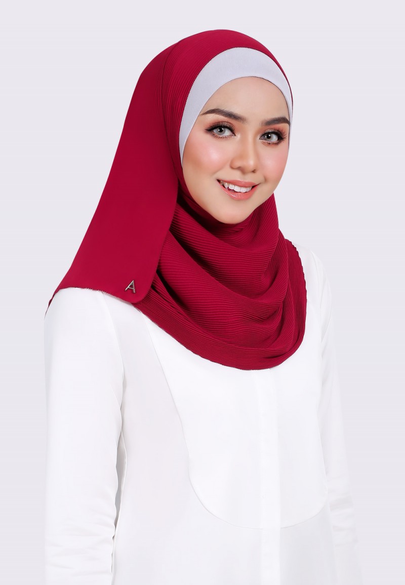 INSTANT PRETTY PLEAT SEMI PLAIN EYELASH 189