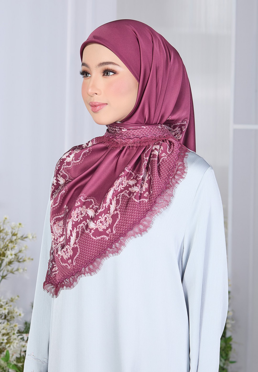SQ WAYLA PRINTED WITH LACE