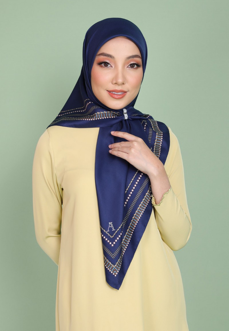 SQ HAZEL TWIST TWILL PTD 190
