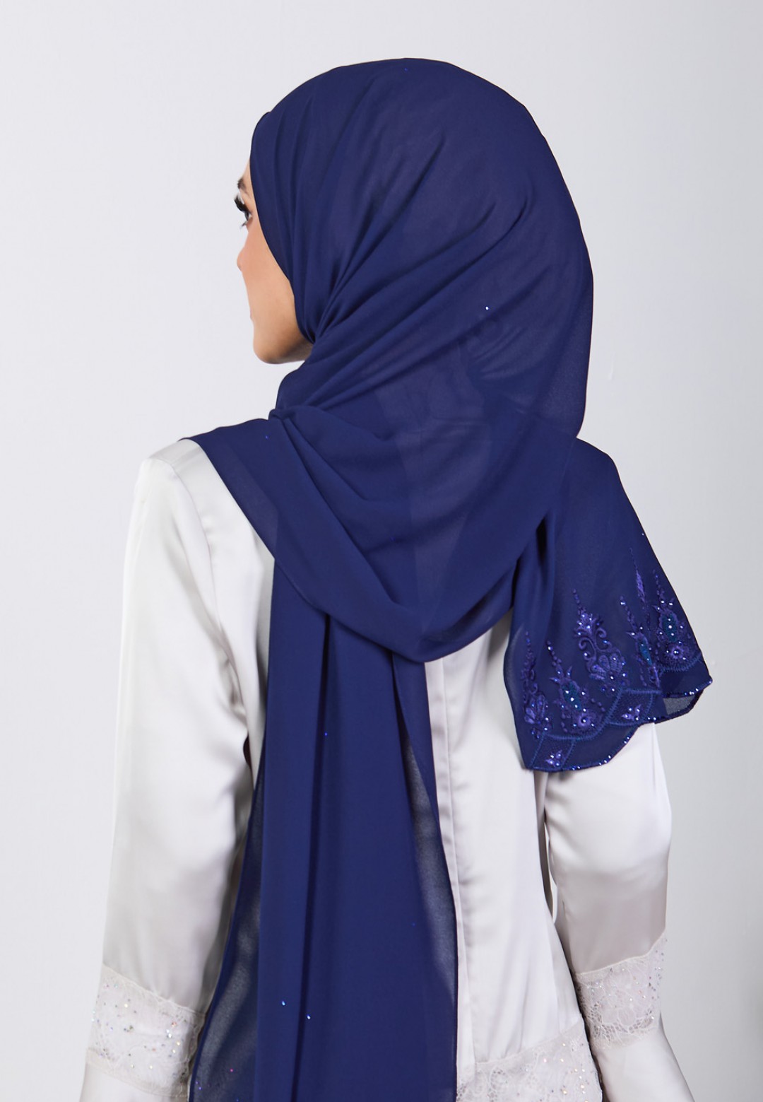 SHAWL NABIELAH PLAIN EMBROIDERY DIAMOND