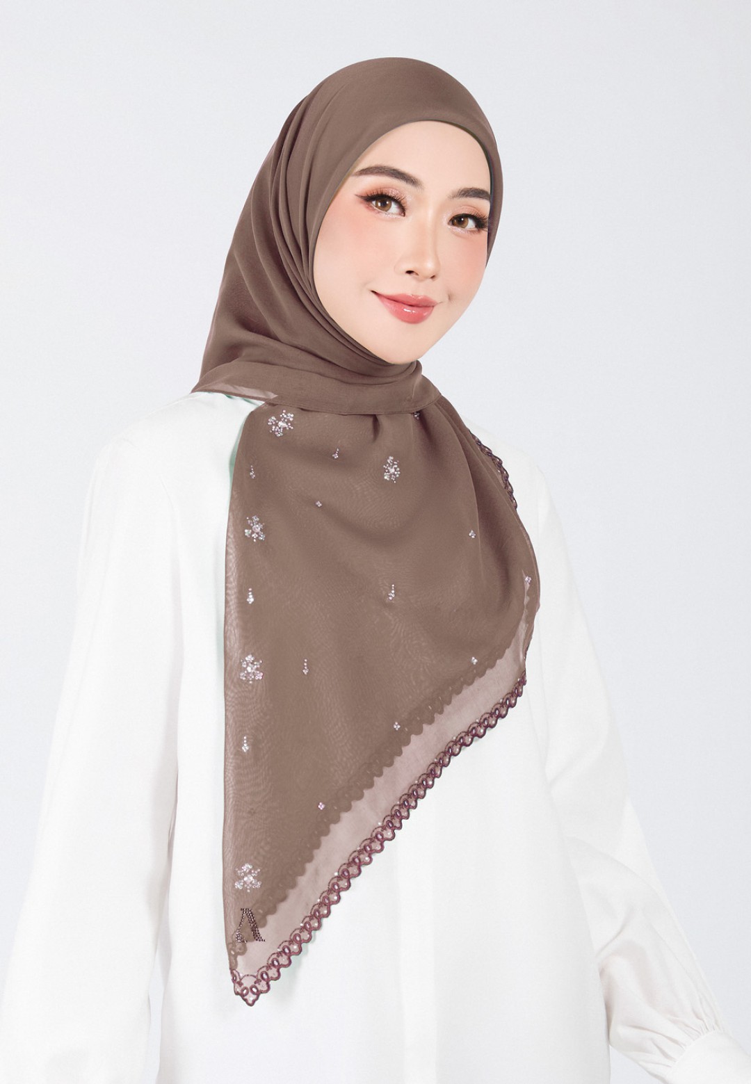 SQ ARIA GLEAM VOILE EMBROIDERY DIAMOND