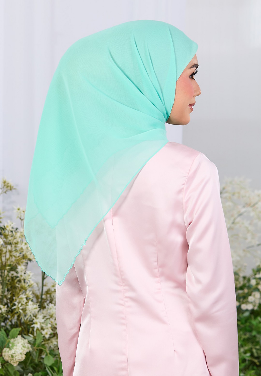 SQ FROSTED LILY VOILE EMBROIDERY DIAMOND