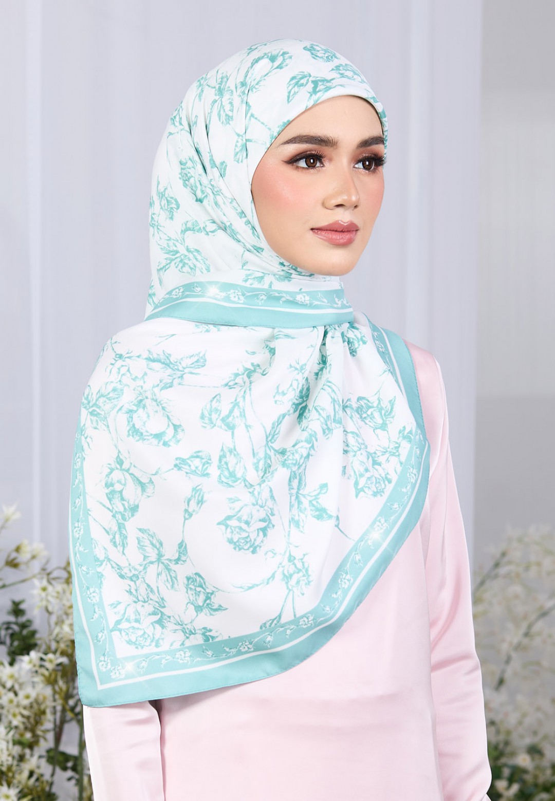 SQ NISREEN TWILL PTD DIAMOND