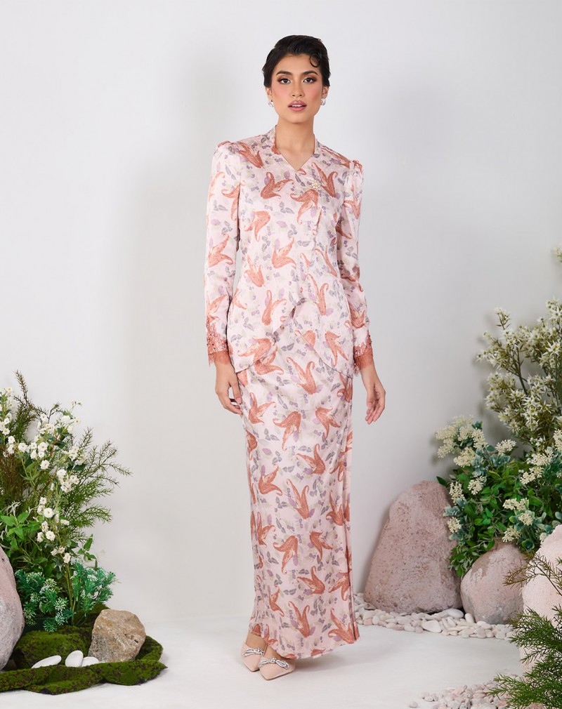 MISLANA BAJU KURUNG