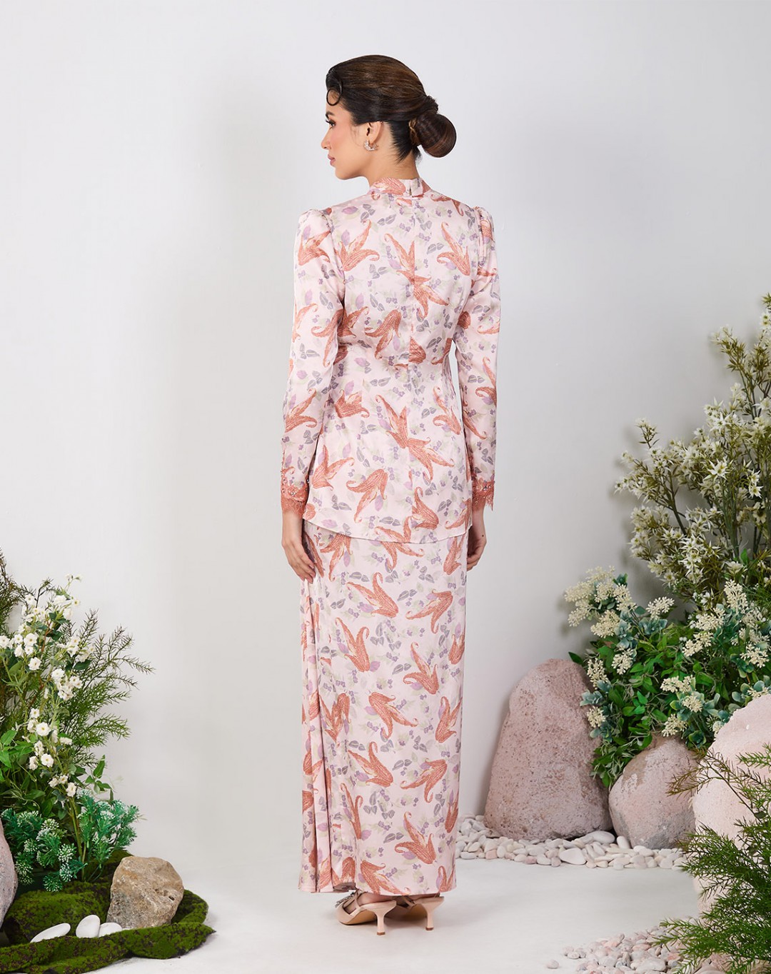 MISLANA BAJU KURUNG