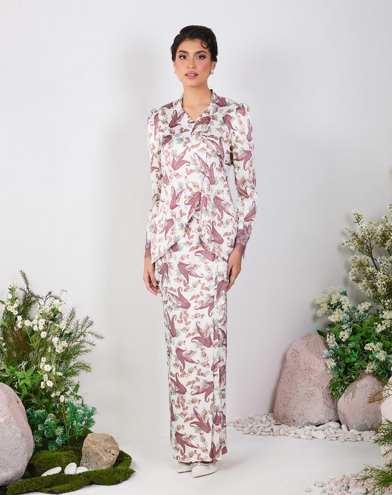 MISLANA BAJU KURUNG