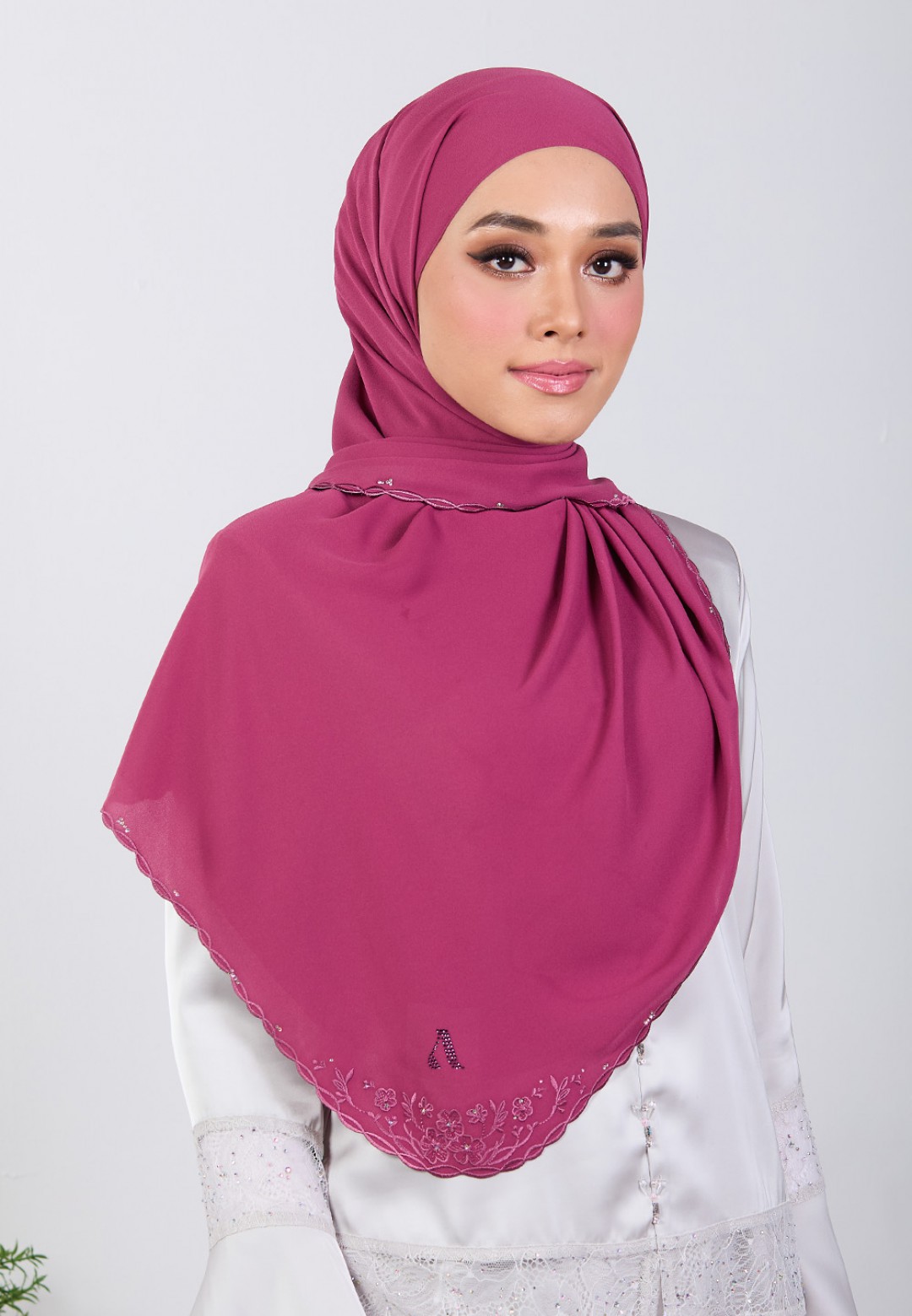 SHAWL BLOOMARIA PLAIN EMBROIDERY DIAMOND