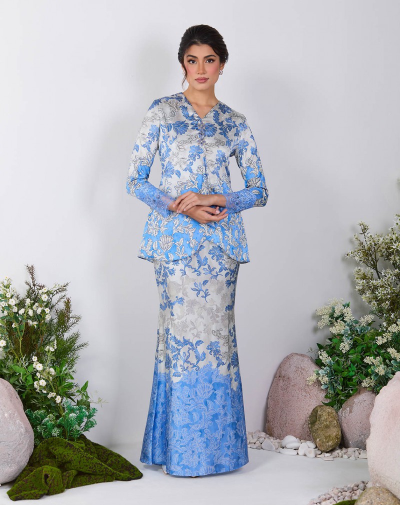 NAURA BAJU KURUNG