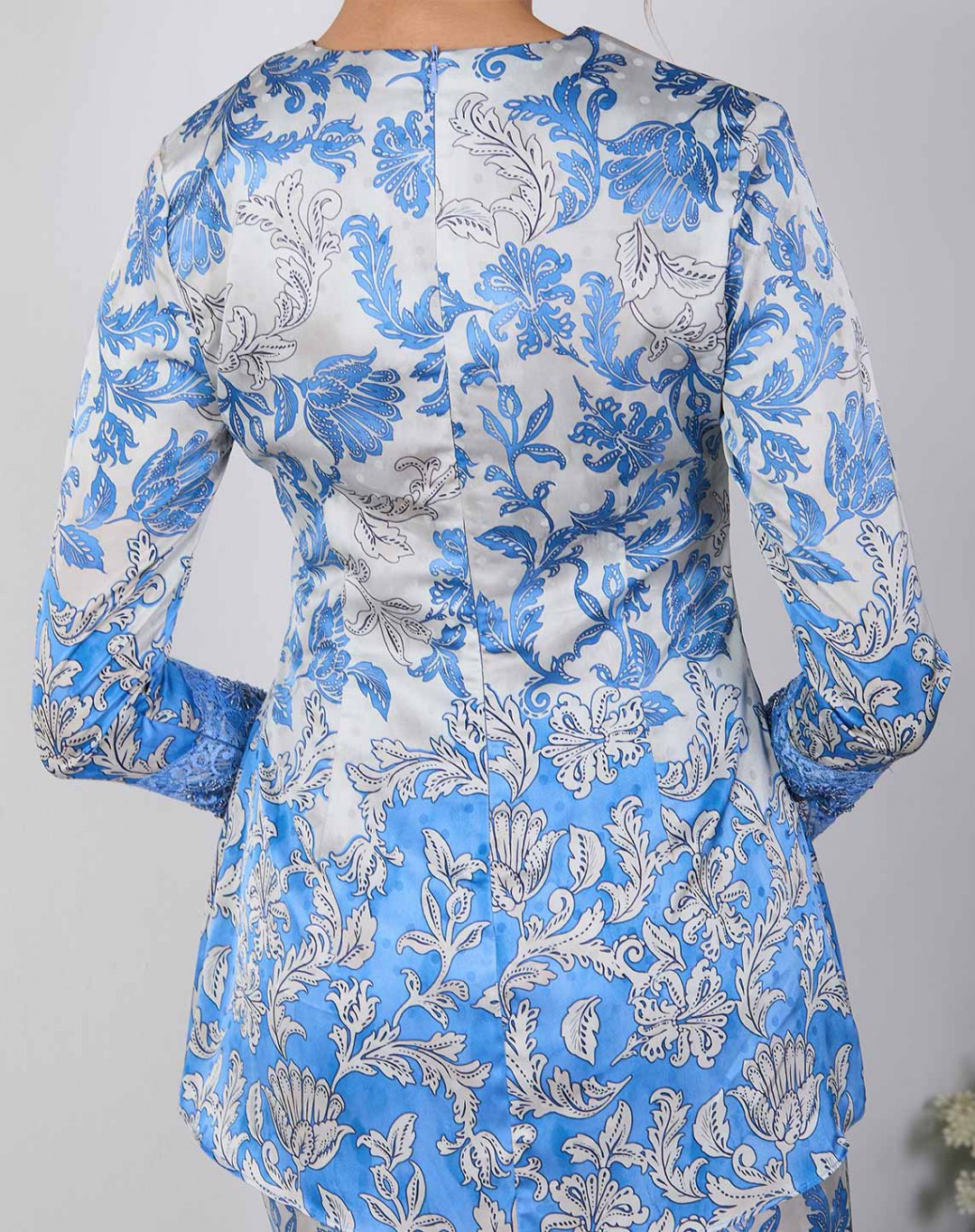 NAURA BAJU KURUNG