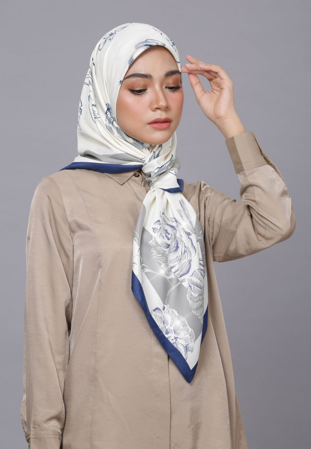 SQ HATHAWAY TWILL PTD DIAMOND 289