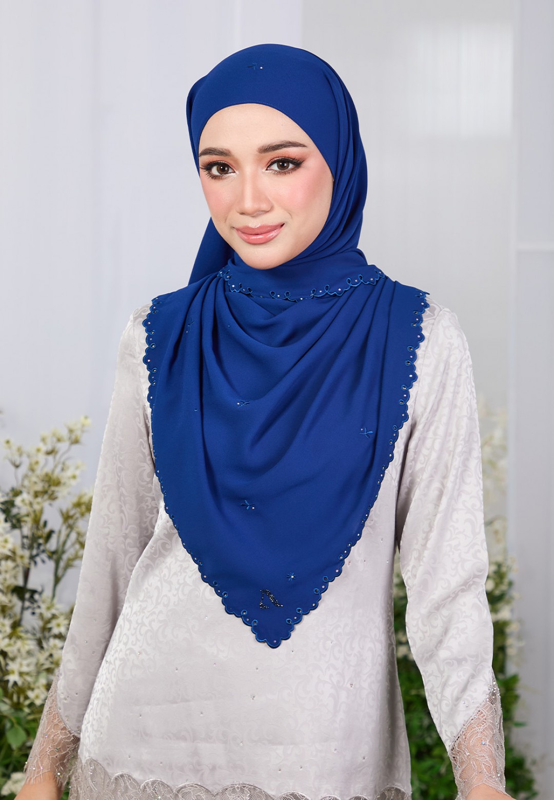 SHAWL ZARRA PLAIN EMBROIDERY