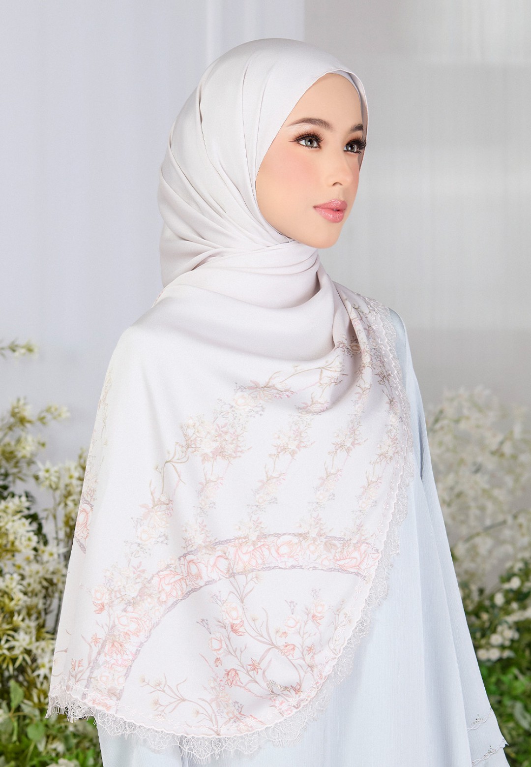 SHAWL AUBREY PTD WITH LACE