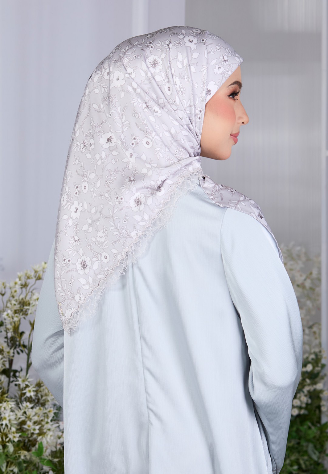 SQ BIANCA PTD WITH LACE