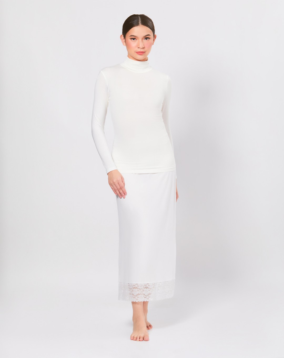 NYLA SKIRT (LACE BORDER)