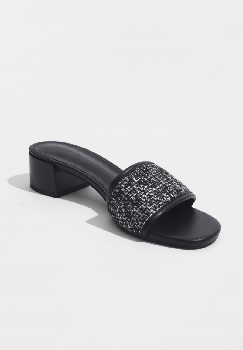NISA SANDALS