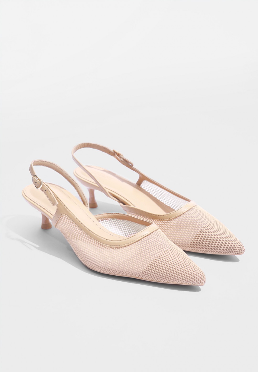 SUMMER PUMPS